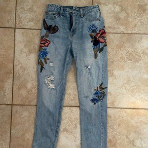 Abercrombie & Fitch Emrboidered Jeans